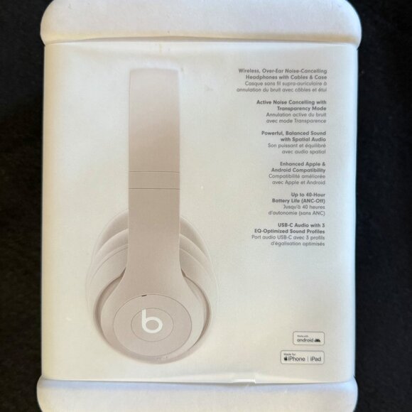 Beats Studio Pro Headphones in White - Picture 2 of 3